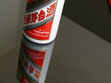 茅台酒价大反攻：市场回暖，高端白酒迎来新机遇